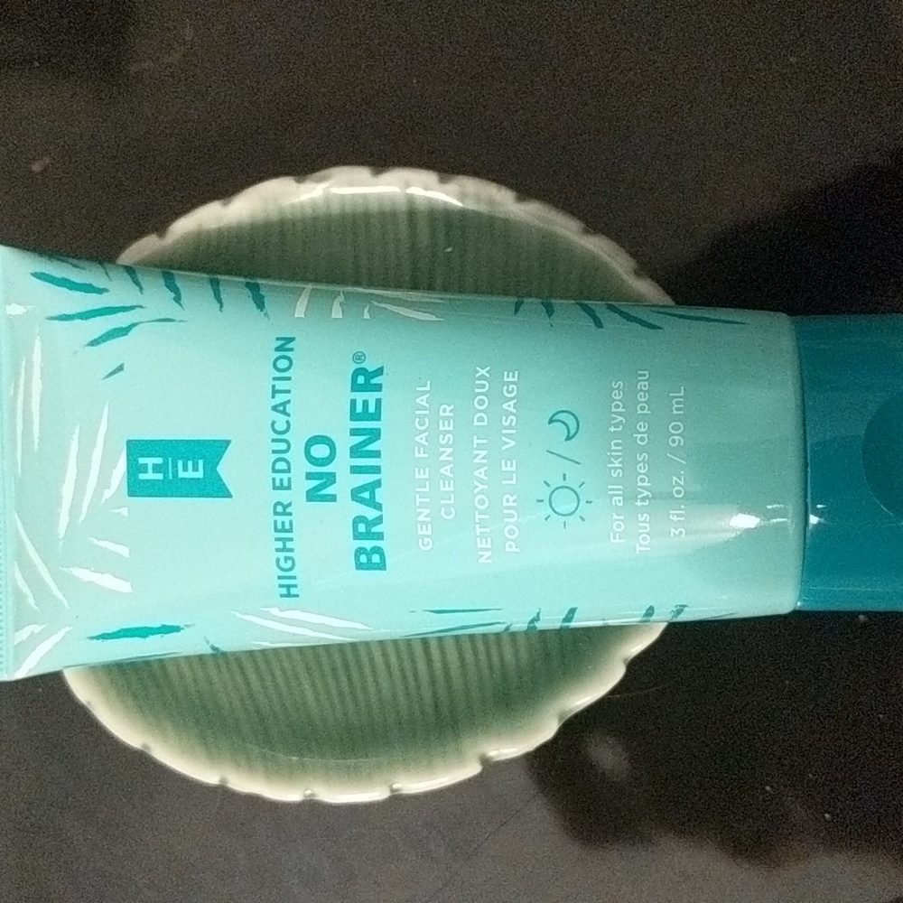 Gentle Facial Cleanser